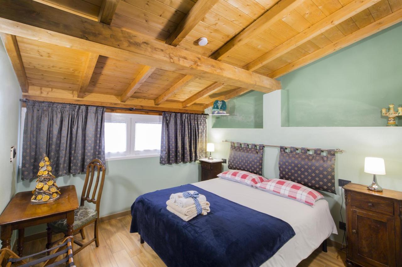 Alla Porta Di Sotto B&B Fivizzano Buitenkant foto