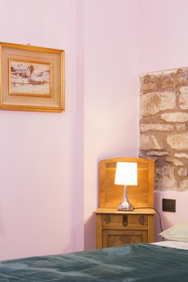 Alla Porta Di Sotto B&B Fivizzano Buitenkant foto