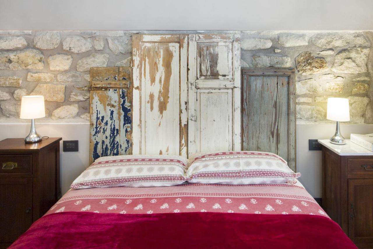 Alla Porta Di Sotto B&B Fivizzano Buitenkant foto