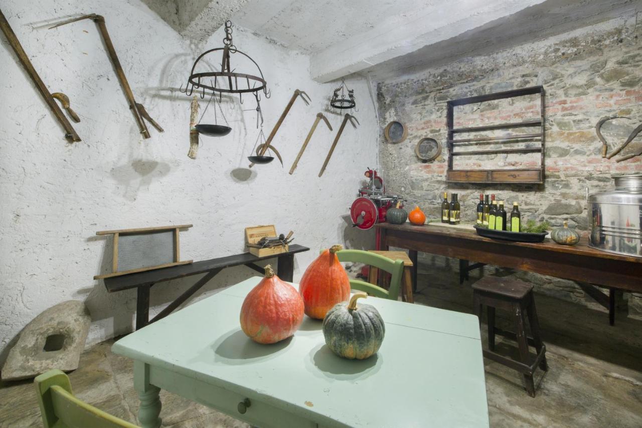 Alla Porta Di Sotto B&B Fivizzano Buitenkant foto