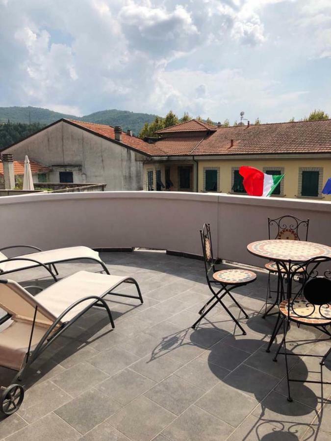 Alla Porta Di Sotto B&B Fivizzano Buitenkant foto